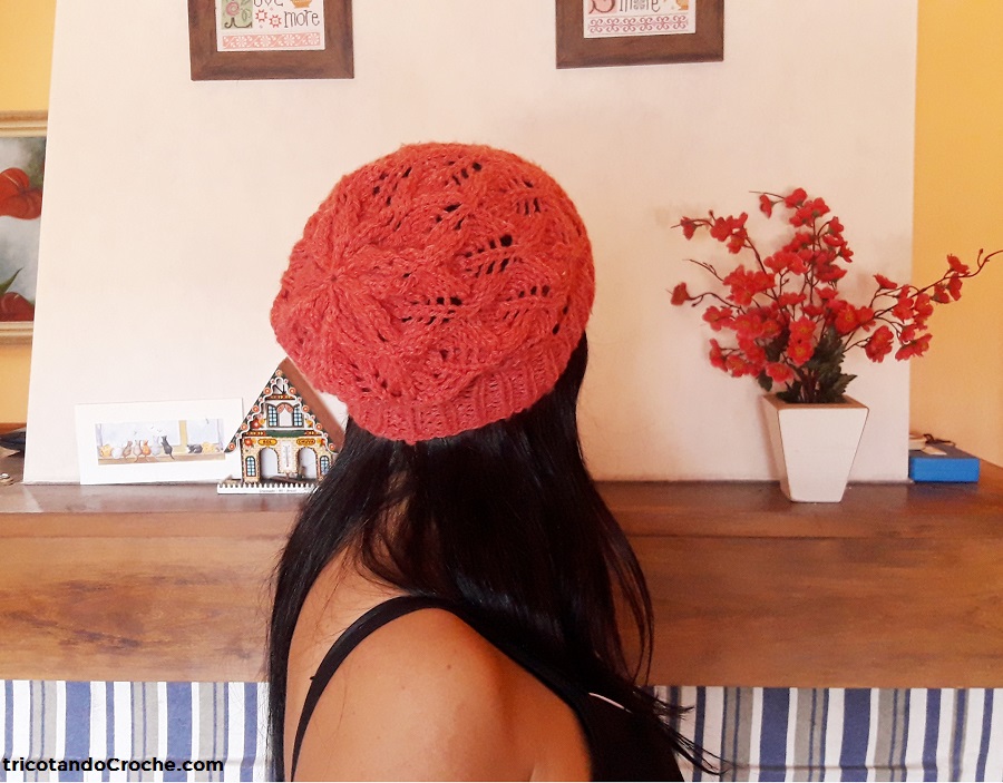 GORRO DE TRICÔ CAIDINHO | COM PONTO FOLHAS